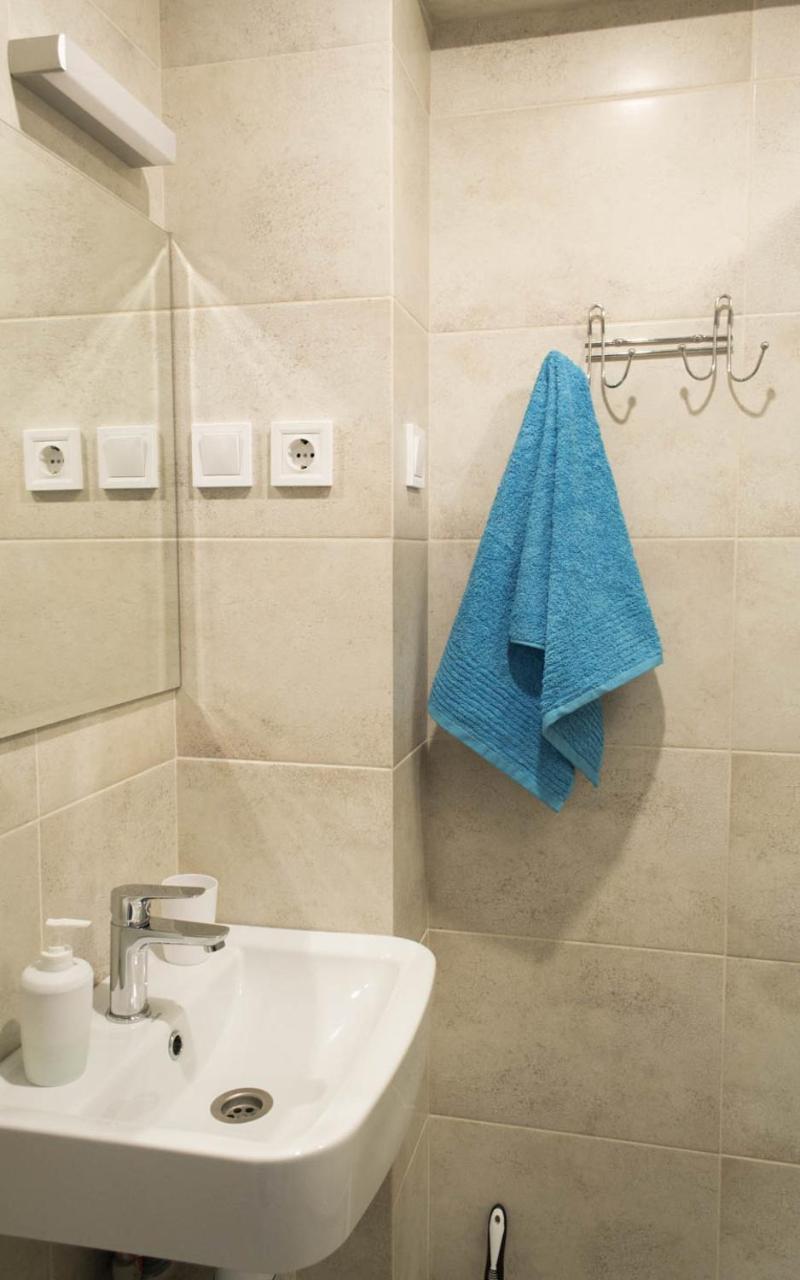 Cozy 2-Room Apartment On Zhvanetsky Boulevard Odessa Buitenkant foto